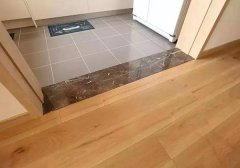 旧房翻新时还需要再铺门槛石吗