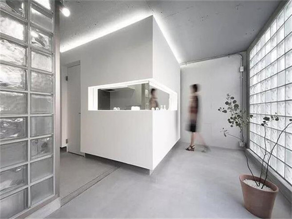 老玻璃砖，其实它很in，旧房翻新打造时尚风