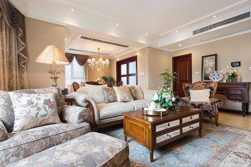 老房装修后选购新沙发的7项注意事项