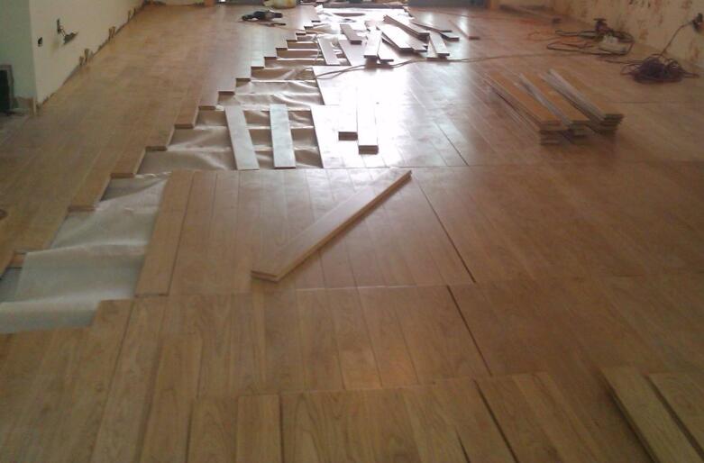 老屋装修铺设木地板的方法步骤有哪些