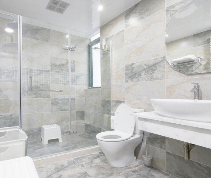 旧房改造卫生间墙面瓷砖怎么选