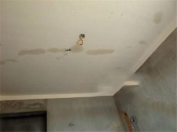 老房翻新怎么解决顶楼漏水的问题?