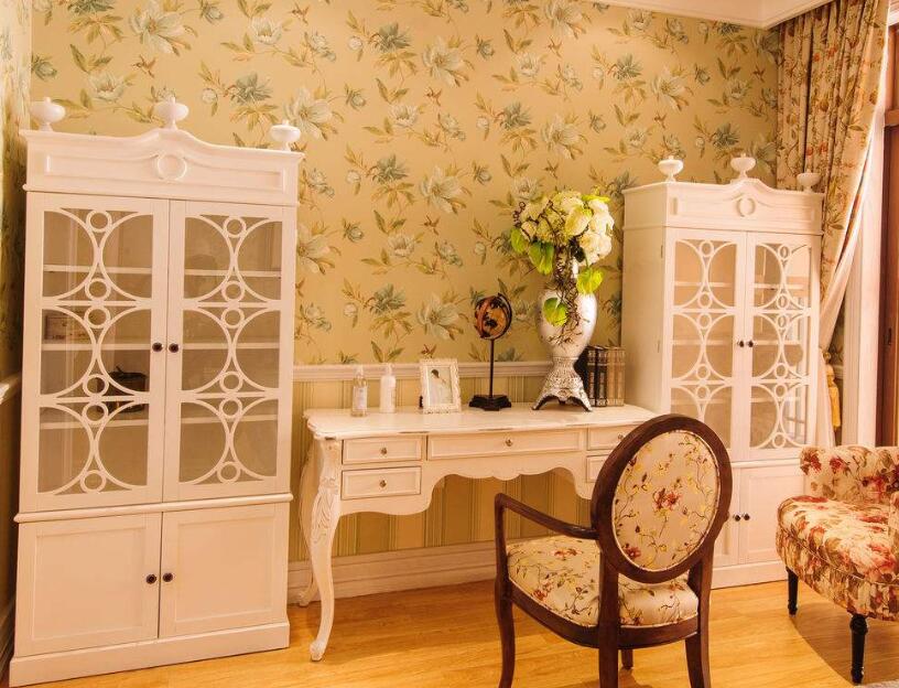 旧房翻新后墙纸保养的3个步骤