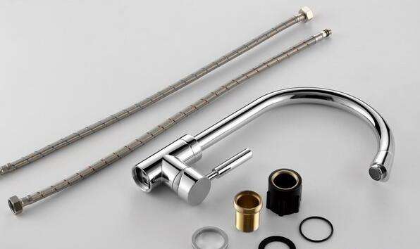 旧房翻新如何安装冷热水龙头