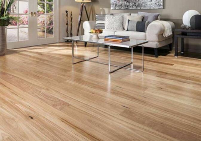 二手房装修怎么样铺地板才不会起拱变形