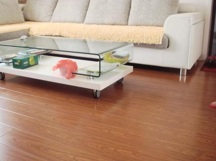 旧房翻新时怎么选择木地板比较好？